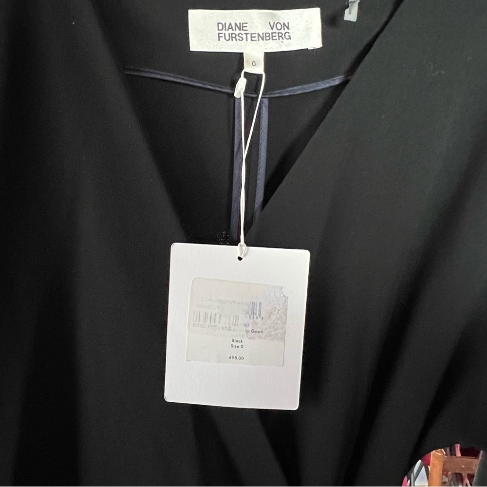 Diane Von Furstenberg NWT Draped Wrap Gown Size 0 Black $698 Long Sleeve - Picture 4 of 6
